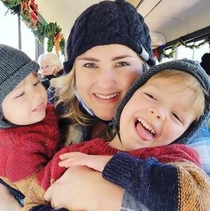 Meet your Posher, Courtney